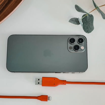 Sense smart ladekabel for mobil og nettbrett – USB-A til Lightning (iPhone/iPad)